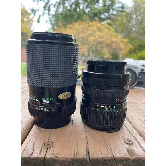 Canon AE1 Canon zoom lens 35-70mm Vivitar MC Macro Focusing Zoom F4.5-5.6 70-210 - Picture 2 of 16